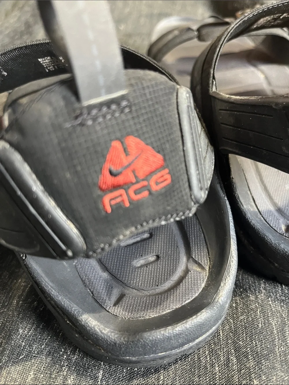 Nike Men’s ACG All TRAC Black and Dark Gray Adjustable Sport Sandals